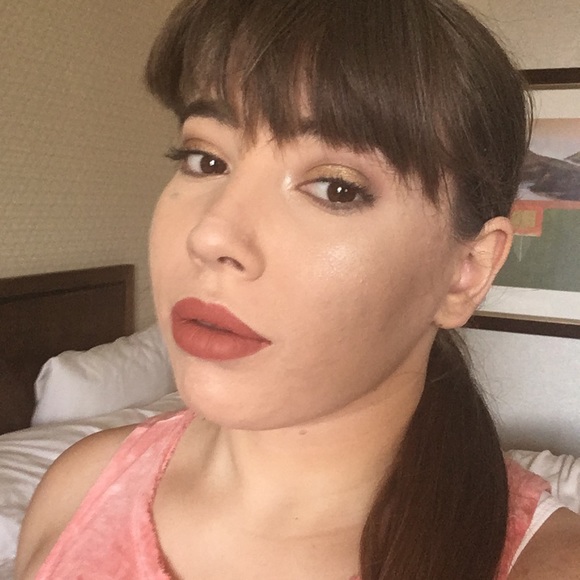 Meet your Posher, Athena - Picture 1 of 3